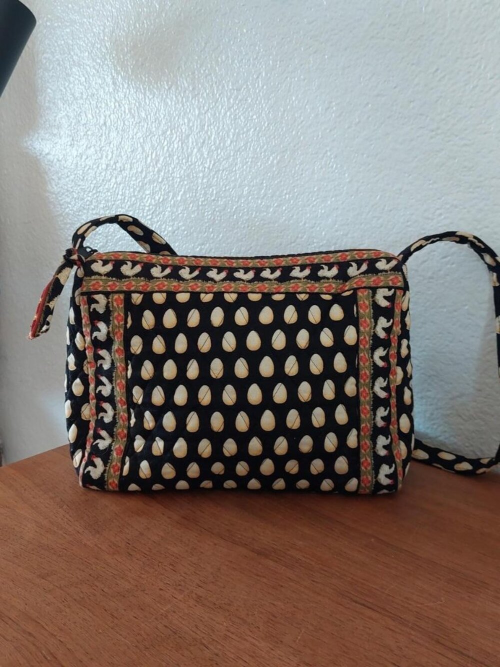 RARE Vera Bradley chicken rooster egg bag black & white shell print purse with r